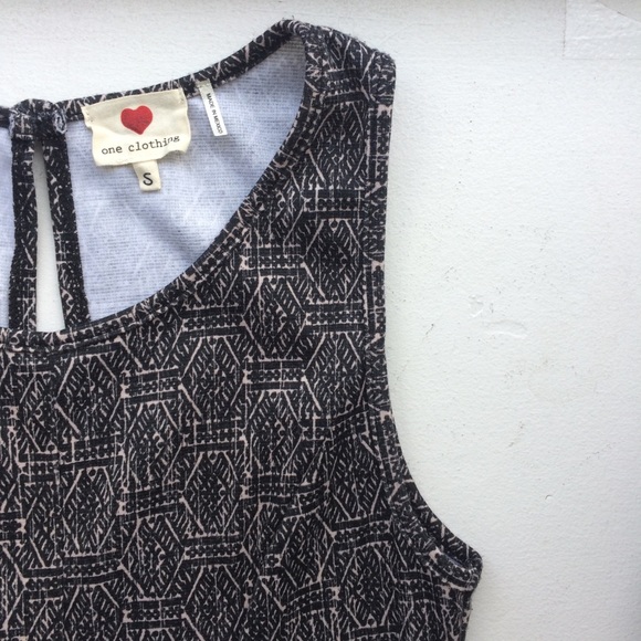 ONE CLOTHING Cute Jumpsuit - Picture 3 of 5